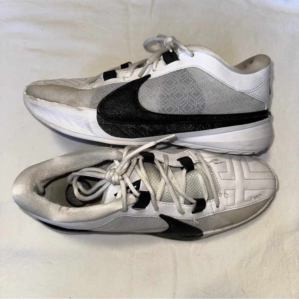 Nike Basketball Shoes